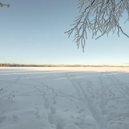 Laehderinne - 2 Bedroom Log Cabin, Private Beach, Wifi & Sauna Puolanka Exterior photo