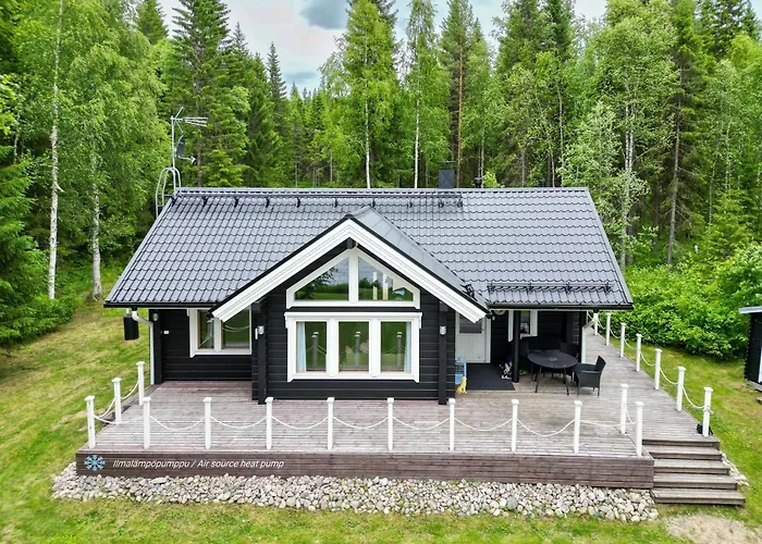 Laehderinne - 2 Bedroom Log Cabin, Private Beach, Wifi & Sauna
