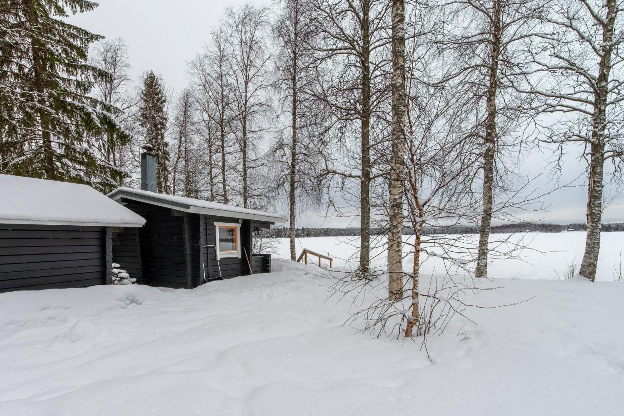 Laehderinne - 2 Bedroom Log Cabin, Private Beach, Wifi & Sauna *